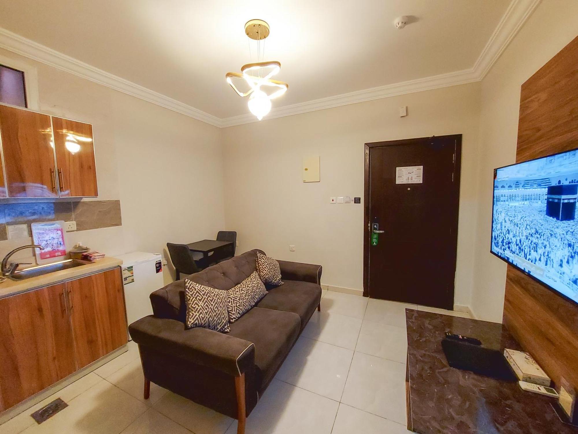 Iwan Alandalusia Alrehab Aparthotel Jeddah Ngoại thất bức ảnh