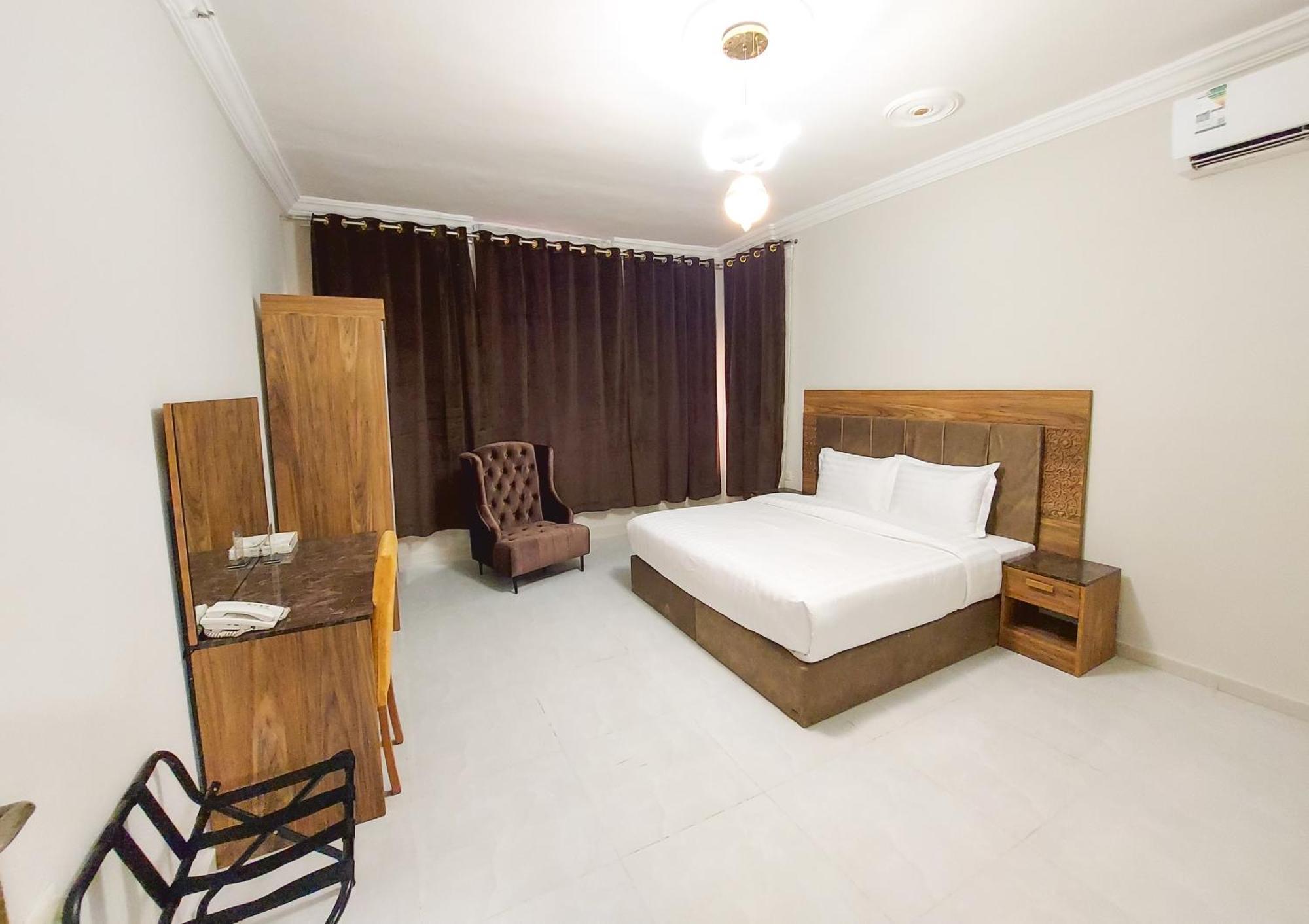 Iwan Alandalusia Alrehab Aparthotel Jeddah Ngoại thất bức ảnh